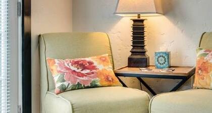 Nampa's Asian Nest by Short Term Stays