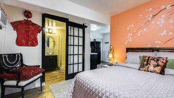 Casa, 1 cama Queen size y sofá cama | Decoración personalizada, muebles diferentes y escritorio