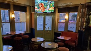 Lobby - The Queens Arms Hotel (Hexham)