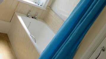 Comfort-enkeltværelse - eget badeværelse (room 6) | Badeværelse