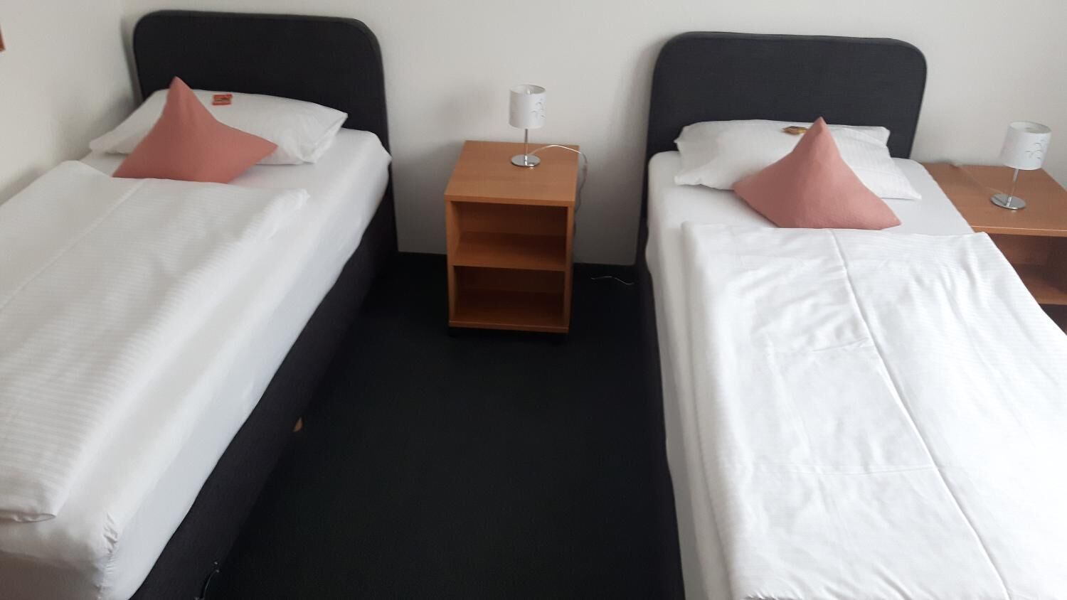 in-room safe, desk, free wifi, bed sheets
