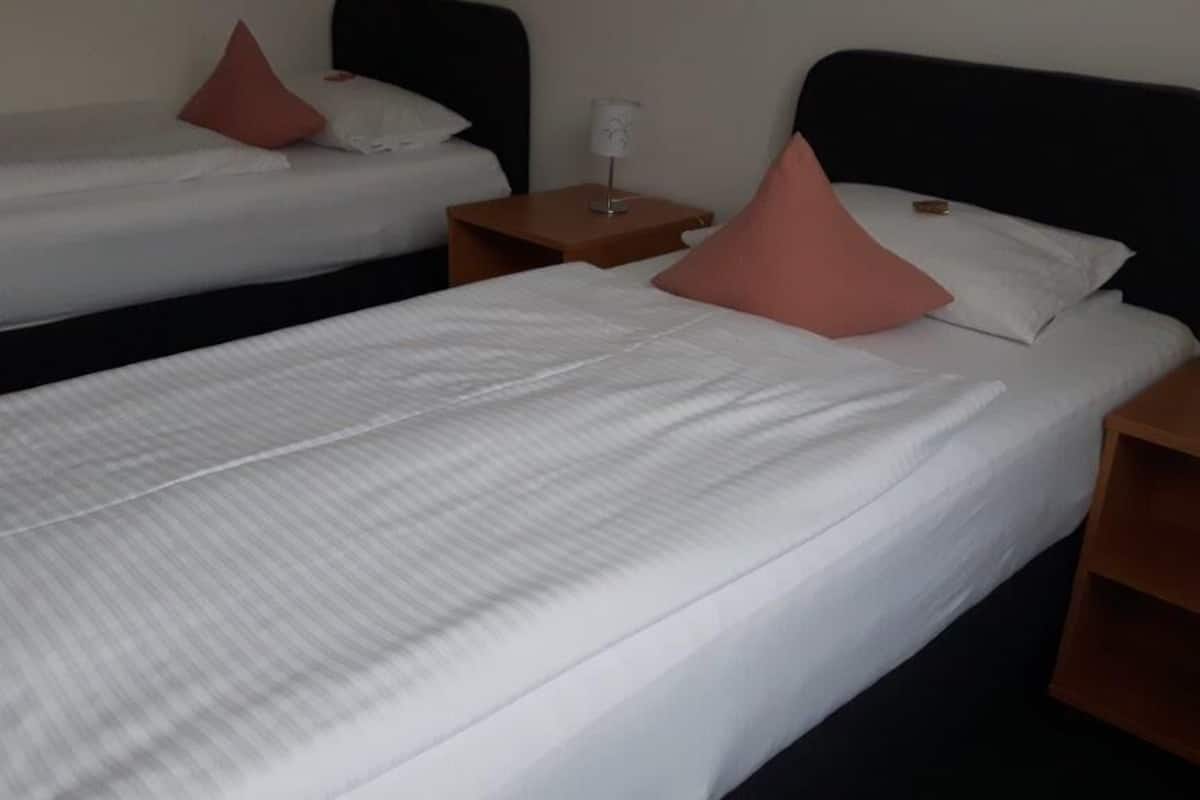 in-room safe, desk, free wifi, bed sheets