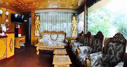 Nan Htike Yadanar Hotel