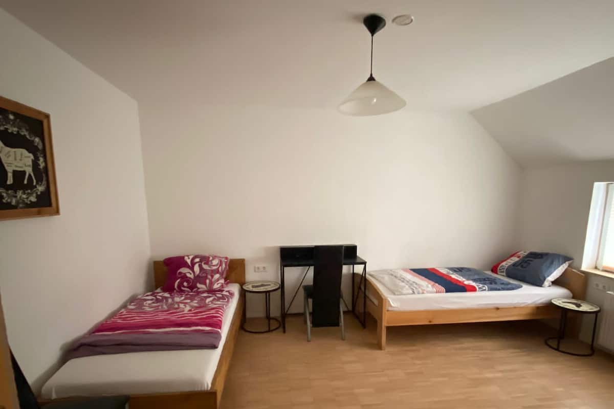 Triple Room | Free WiFi, bed sheets