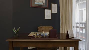 Check-in-/Check-out-Schalter