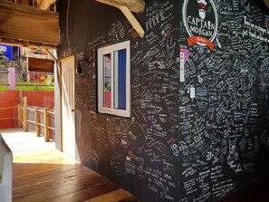 Interior detail - Captain Morgan Hostel (Santa Ana)