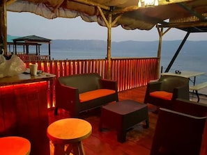 Bar (on property) - Captain Morgan Hostel (Santa Ana)