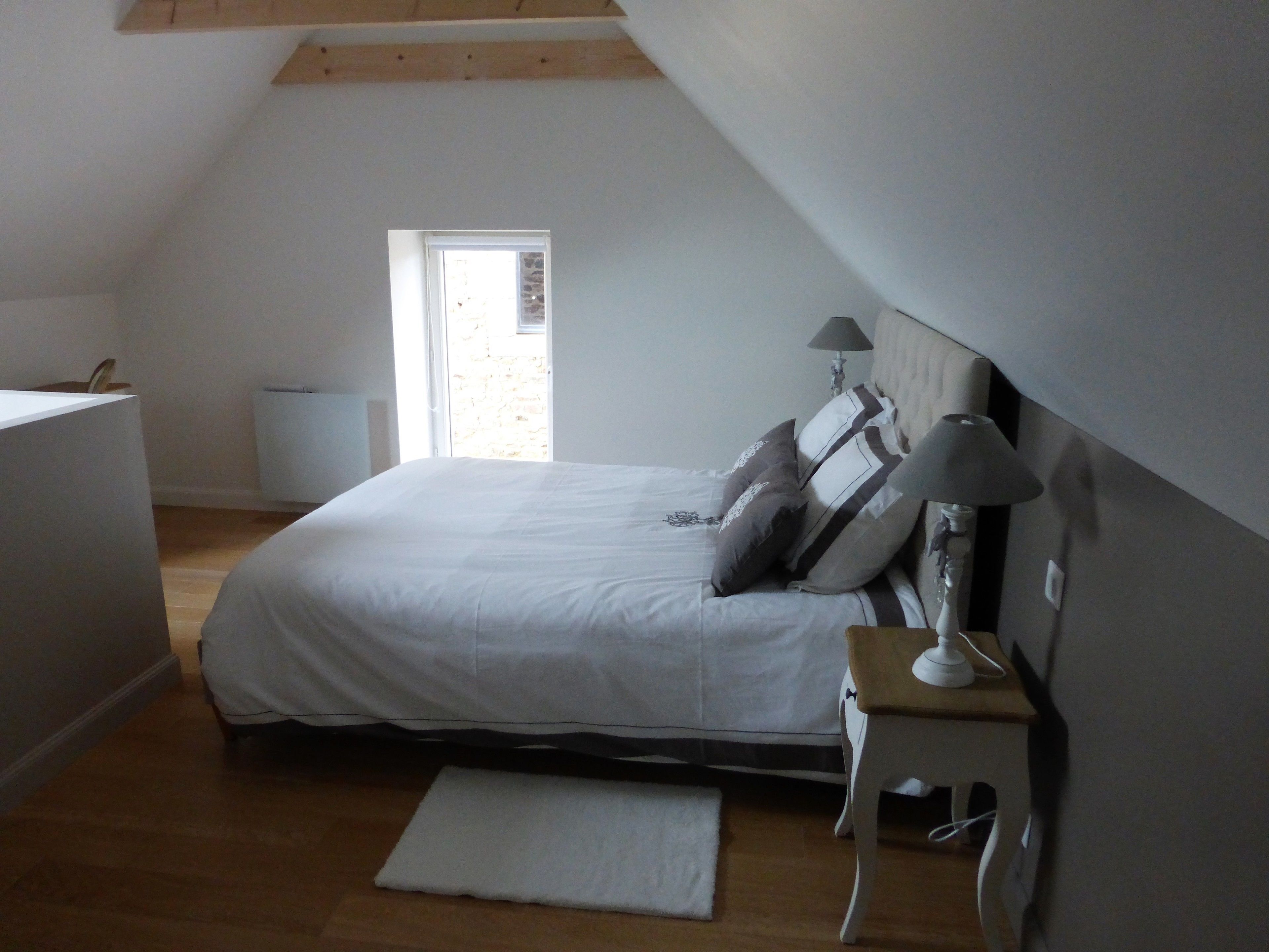 Deluxe Suite | Individually decorated, individually furnished, blackout curtains