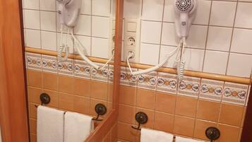Superior Double Room, 1 Double Bed, Non Smoking | Bathroom
