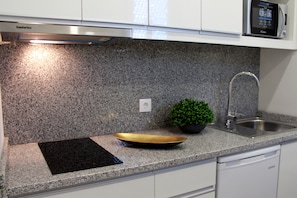 Apartment, 1 Bedroom, Balcony | Private kitchen