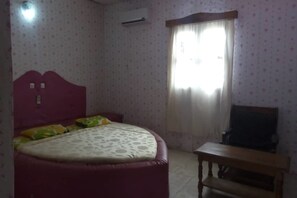 Lits pliants/supplémentaires, Wi-Fi gratuit, draps fournis