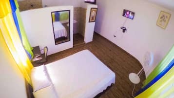 Basic Room, 1 Queen Bed, Non Smoking | Cots/infant beds, free WiFi