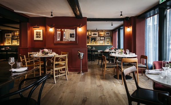 Daily continental breakfast (GBP 12 per person)