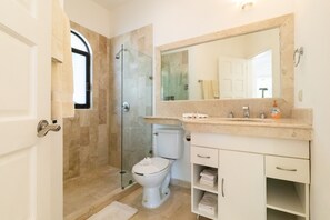 Family Condo, Multiple Beds, Non Smoking | Bathroom - Condo Santuario by Playa Paradise (Playa del Carmen)