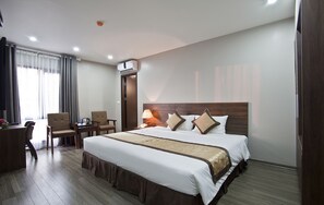 Deluxe Double or Twin Room | Minibar, in-room safe, desk, soundproofing