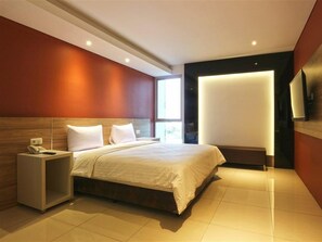 Premium bedding, in-room safe, desk, soundproofing - Kampioen Bed and Breakfast (Bandung)