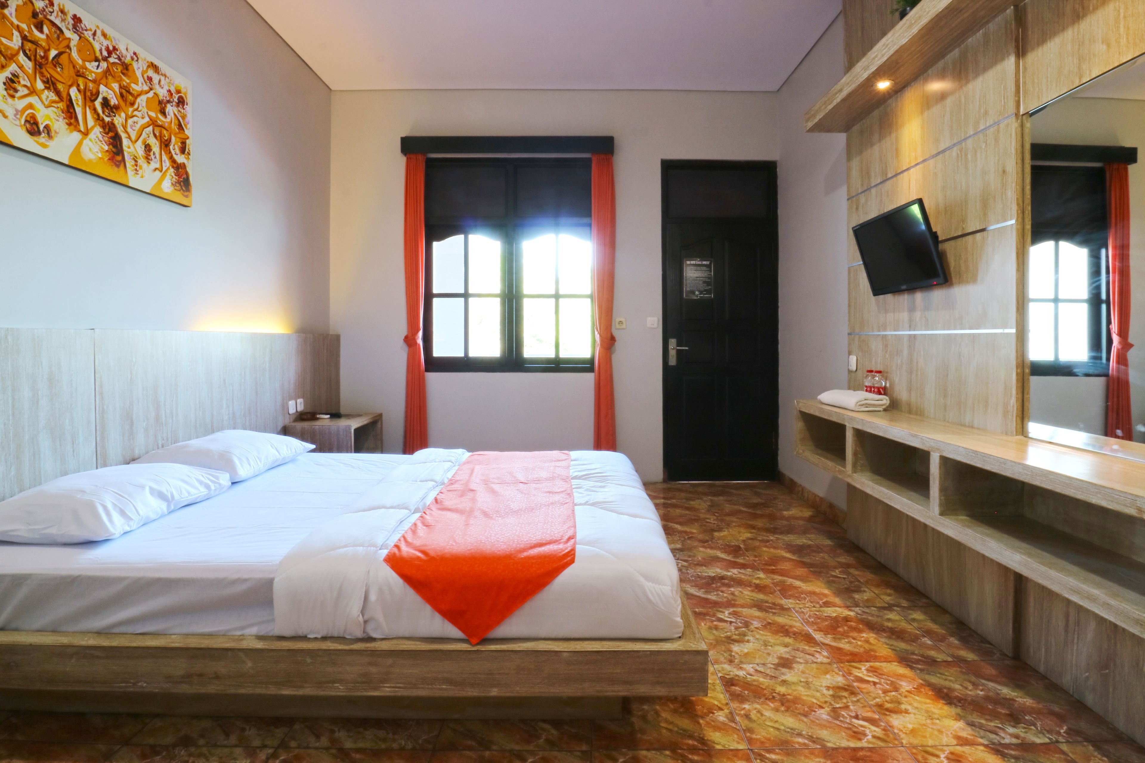 Kamar Standar | Busa memori, Wi-Fi gratis, dan seprai linen