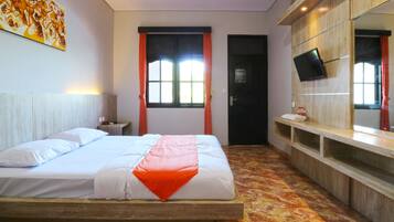 Kamar Standar | Busa memori, Wi-Fi gratis, dan seprai linen
