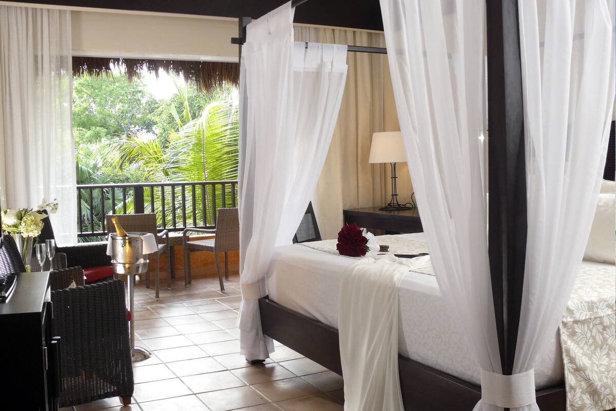 Privileged Romance | Ausblick vom Zimmer