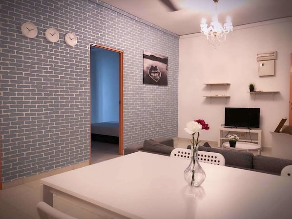 Basic Apartment, 4 Bedrooms, Non Smoking | Living area | LED TV