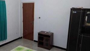 Interior - Kartika Homestay Syariah (Surabaya)