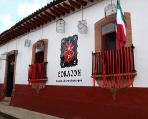 Fachada de la propiedad