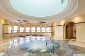 Hot tub - Villa Del Arco Beach Resort and Spa (Cabo San Lucas)