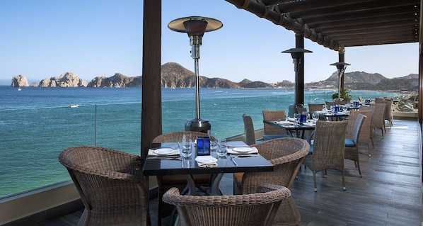 Restaurant - Villa Del Arco Beach Resort and Spa (Cabo San Lucas)