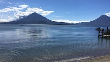 Desk, free rollaway beds, free WiFi, bed sheets