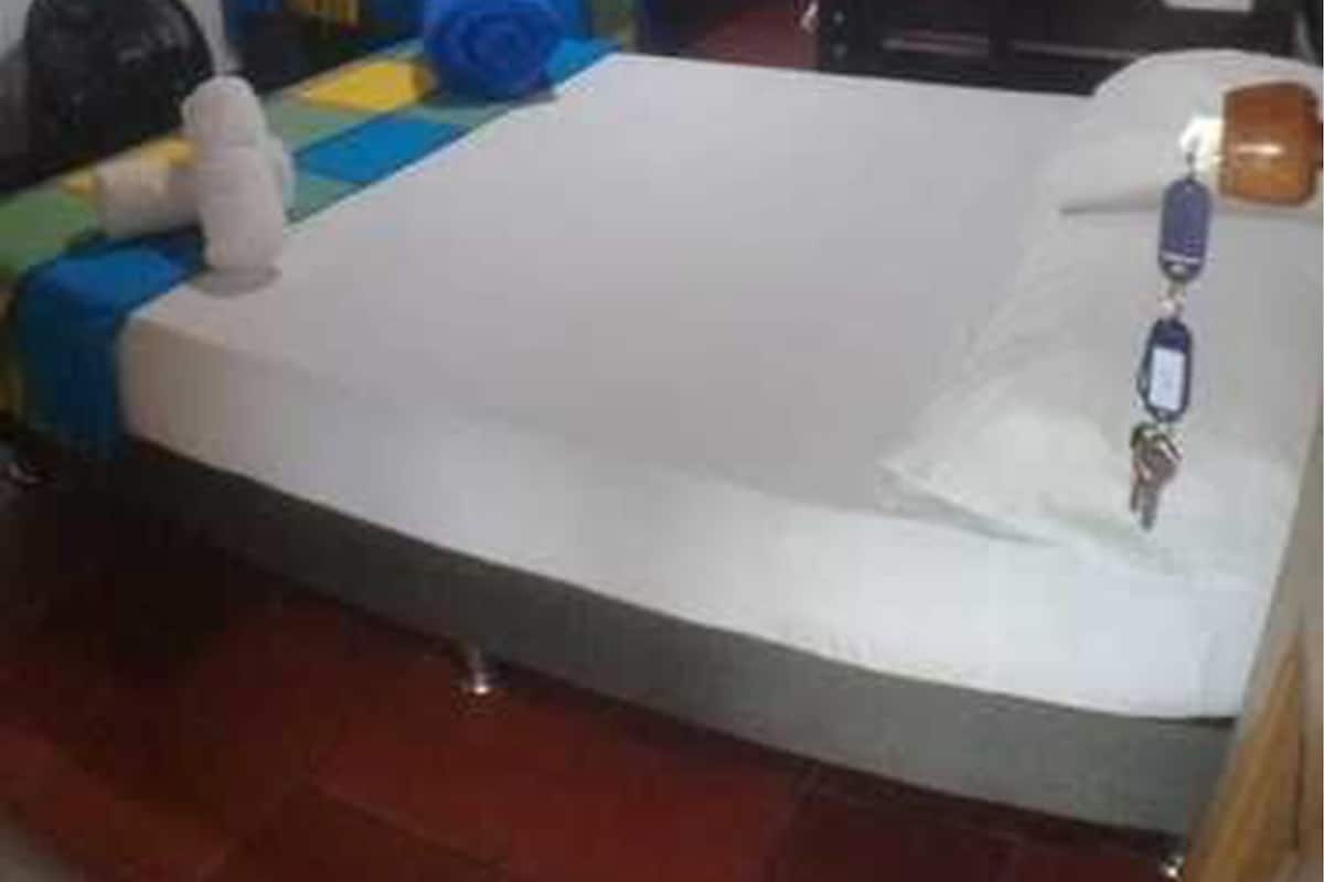 Standard Quadruple Room, Multiple Beds, Non Smoking | Desk, iron/ironing board, free WiFi, bed sheets