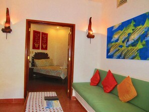 Condo económico, 1 cama matrimonial, para no fumadores | 1 habitación y caja de seguridad en la habitación 