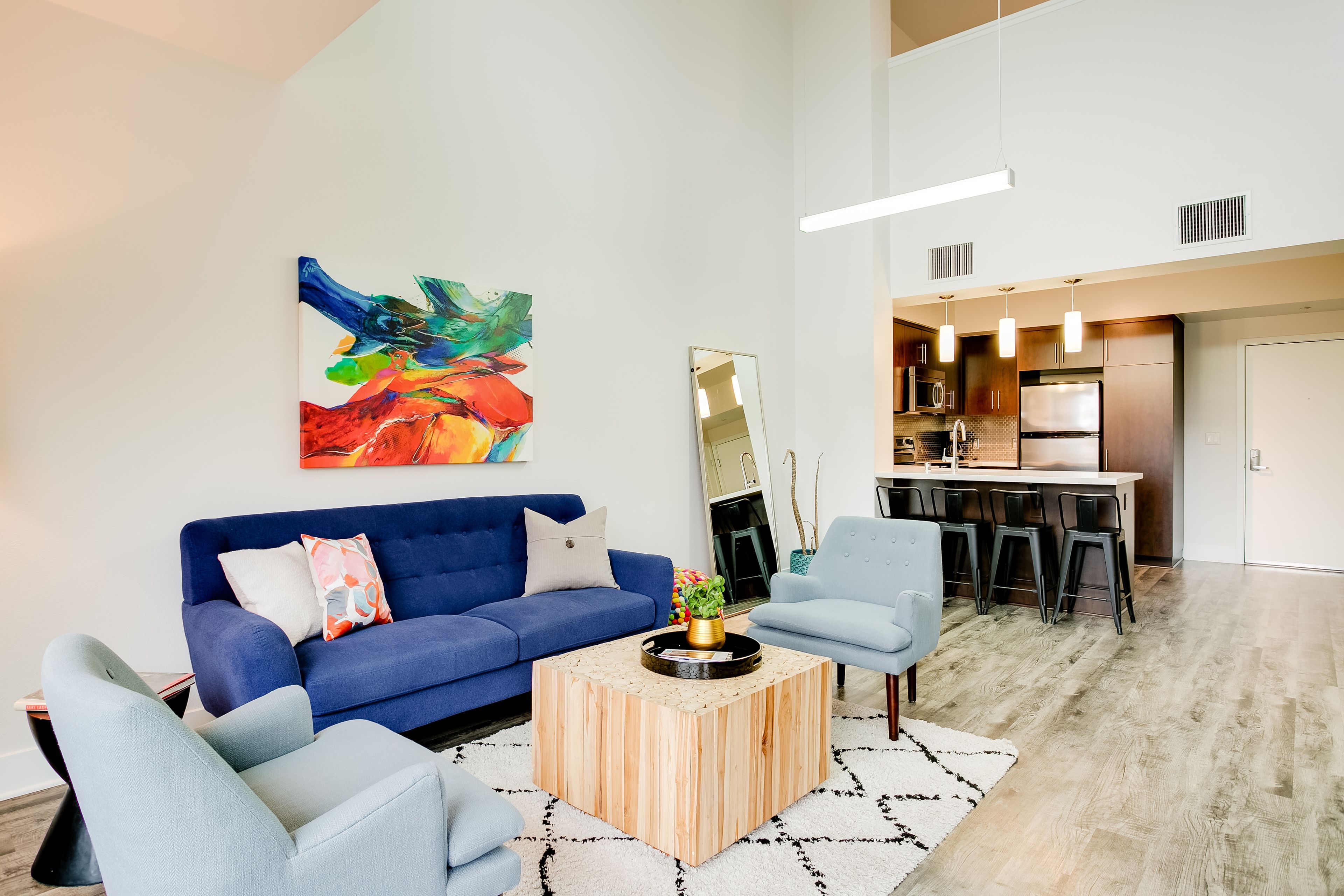 Luxury Apartment, 2 Bedrooms | Living room | Smart TV