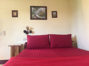Bangalô conforto, 1 cama Queen, para não fumantes | Frigobar, Wi-Fi de cortesia