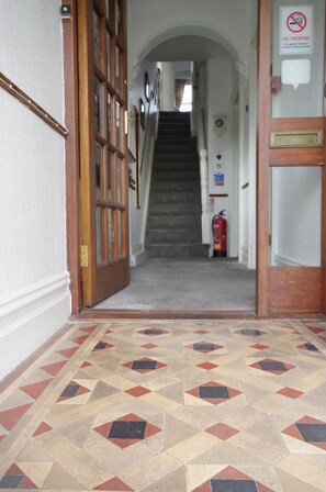 Interior entrance - Brook House (Windermere)