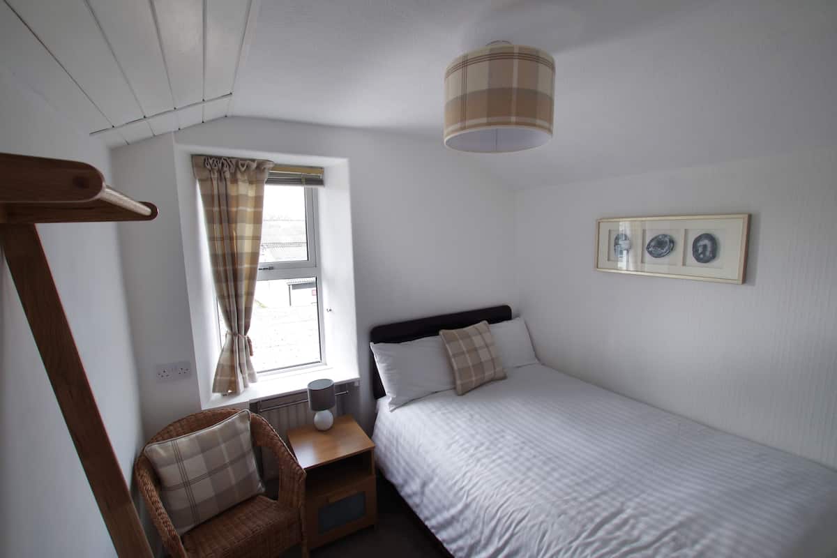 Chambre Simple (1) | Wi-Fi gratuit, draps fournis