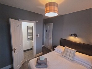 Doppelzimmer (2) | Kostenloses WLAN, Bettwäsche