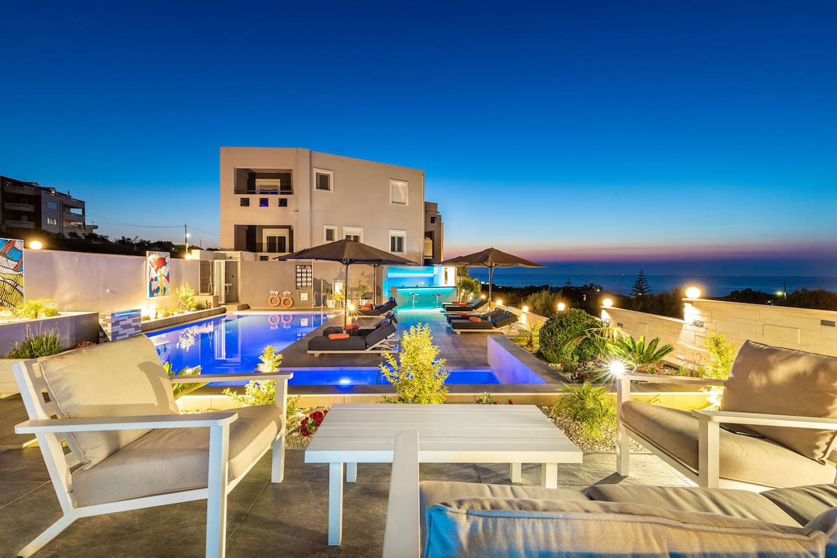 Junior Suite, 1 Queen Bed with Sofa bed, Kitchen, Sea View | Premium bedding, pillowtop beds, in-room safe, individually decorated