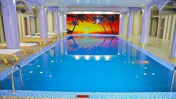 Piscine couverte