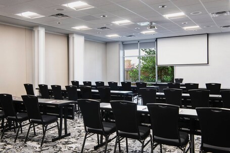 Residence Inn by Marriott Winnipeg - Image 39