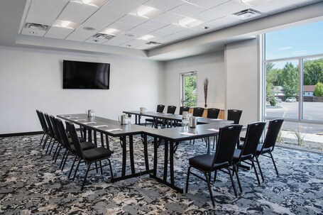 Residence Inn by Marriott Winnipeg - Image 36