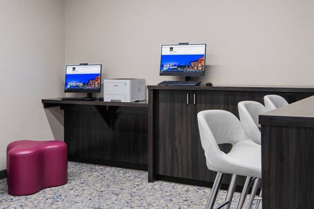 Residence Inn by Marriott Winnipeg - Image 33