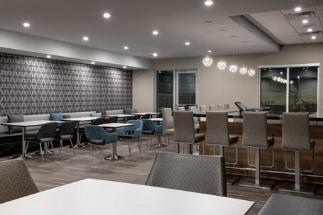 Residence Inn by Marriott Winnipeg - Image 28