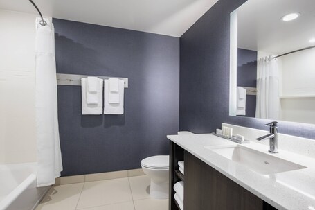 Residence Inn by Marriott Winnipeg - Image 15