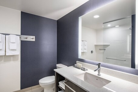 Residence Inn by Marriott Winnipeg - Image 9