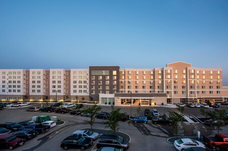 Residence Inn by Marriott Winnipeg - Image 7