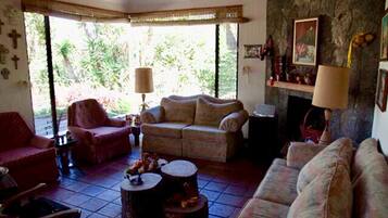 Kamar, Beberapa Tempat Tidur, Bebas Asap Rokok | Area keluarga