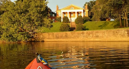 Enjoy Breezes on the James River, 2bdrm-1bath / 15 minutes to downtown Richmond