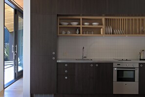 Geladeira, fogão, cooktop, torradeira