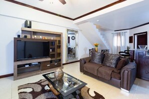 Interior - Casa de Baron (Kingston)