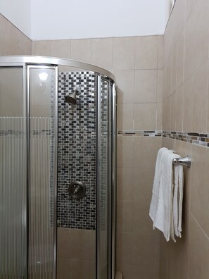 Bathroom - Casa de Baron (Kingston)